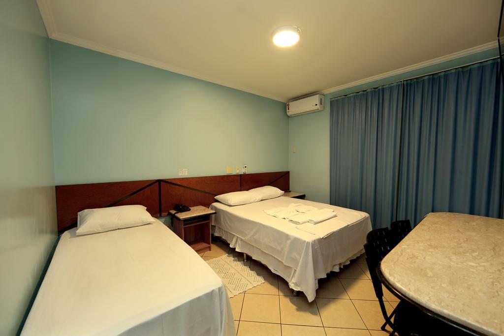 Hotel Rouver ฟอสดูอีกวาซู ภายนอก รูปภาพ